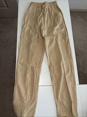 Khaki linen look pants never worn